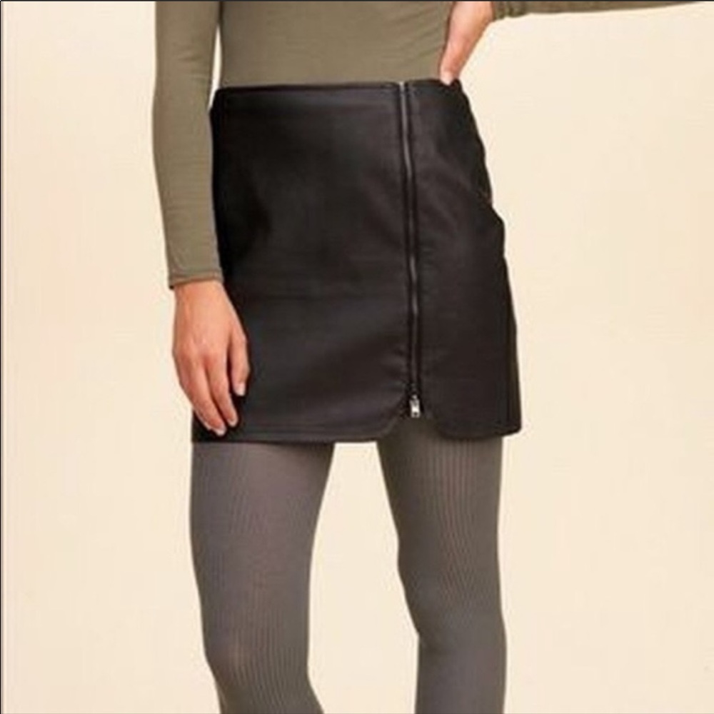 Hollister faux leather skirt